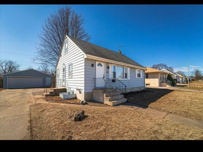 property at 115 Spruce St W