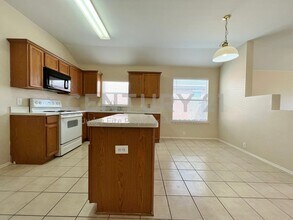 8512 Cactus Patch Way in Fort Worth, TX - Building Photo - Building Photo