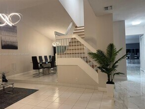 331 Patio Village Terrace in Weston, FL - Building Photo - Building Photo