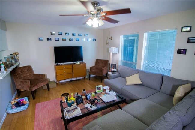 202 E 45th St in Austin, TX - Building Photo - Building Photo