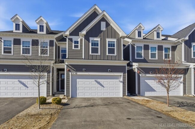 property at 2132 Weatherbee Ln