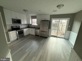 30 Sycamore Dr in North East, MD - Building Photo