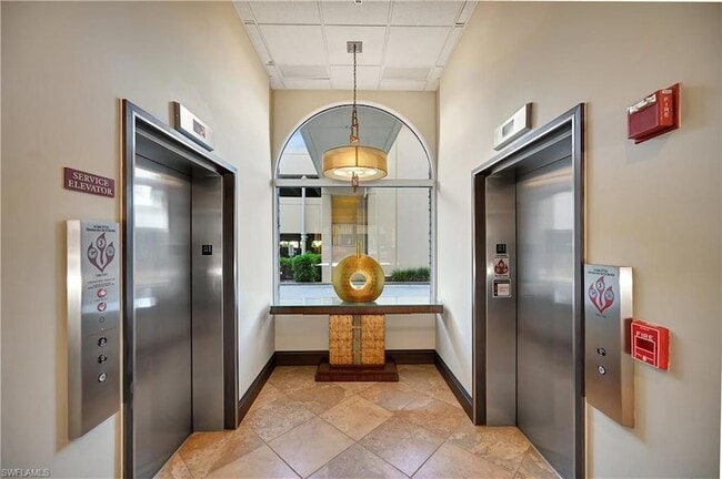 410 Bayfront Pl, Unit 2409 in Naples, FL - Building Photo - Building Photo