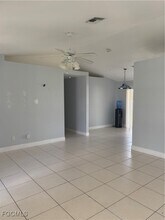 3324 SW 11th Ct in Cape Coral, FL - Building Photo - Building Photo
