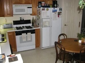 652 Chestertown St in Gaithersburg, MD - Building Photo - Building Photo