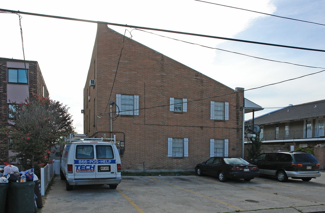 2017 Independence St in Metairie, LA - Building Photo