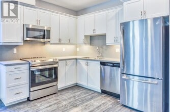 175 Hunter St E in Peterborough, ON - Building Photo - Building Photo