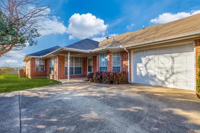 209 N Graves St in McKinney, TX - Building Photo - Building Photo