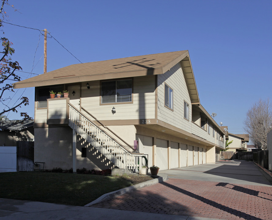 238 Avocado St in Costa Mesa, CA - Building Photo