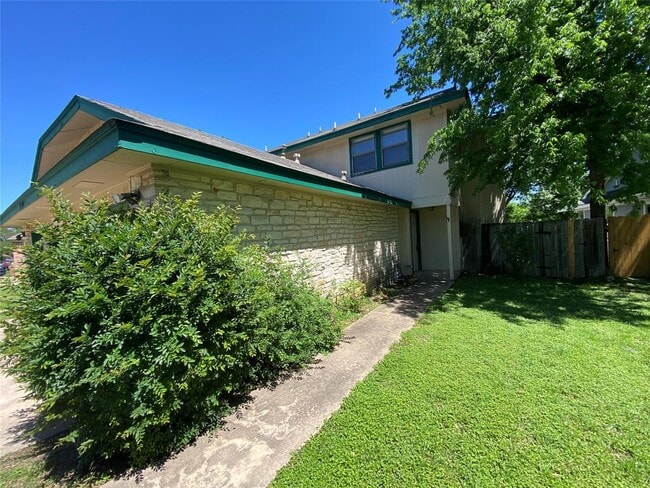12307 Deer Falls Dr