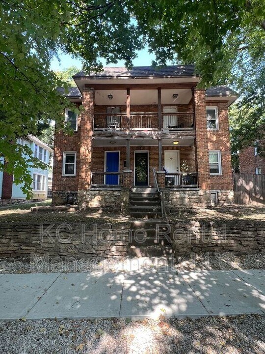 1114 W 41st Terrace in Kansas City, MO - Building Photo