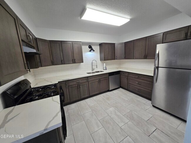 11805 Taffy Bagley Dr in El Paso, TX - Building Photo - Building Photo