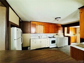 416 Coffeen St in Watertown, NY - Building Photo - Building Photo