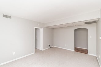 2011 Key Blvd in Arlington, VA - Foto de edificio - Building Photo