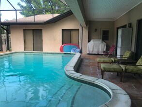 4430 Riverwood Ave in Sarasota, FL - Building Photo - Building Photo