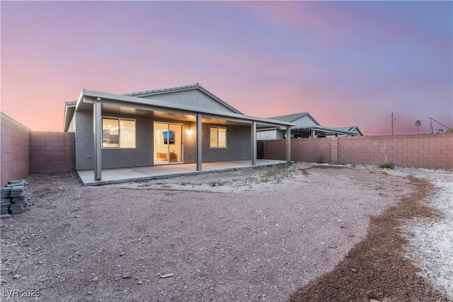 property at 3540 Vly Lily St
