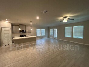 1130 Muscadine Hollow Ln in Richmond, TX - Building Photo - Building Photo
