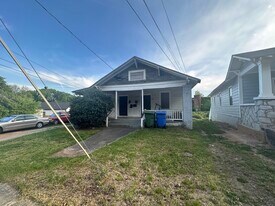 1008 Allene Ave SW, Unit 1 in Atlanta, GA - Building Photo