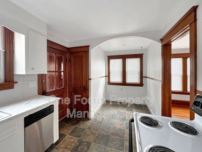 1012 Louisa St in Williamsport, PA - Building Photo - Building Photo