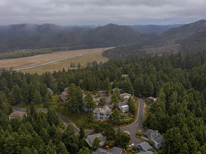 451 Summit View Ln in Gleneden Beach, OR - Building Photo - Building Photo