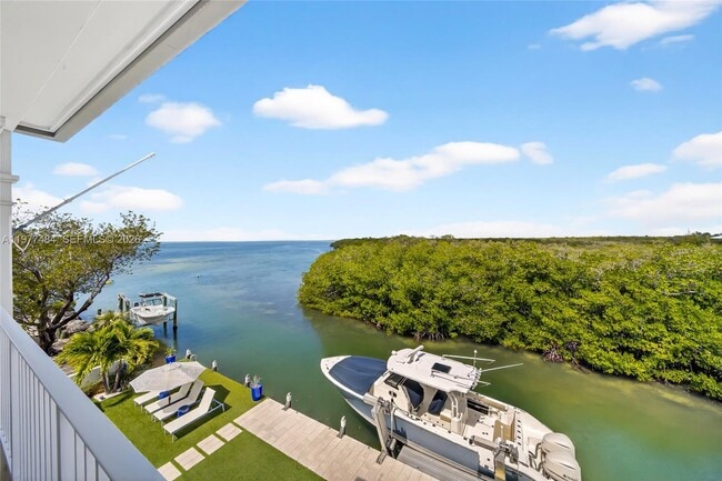 146 Mockingbird Rd in Tavernier, FL - Building Photo - Building Photo