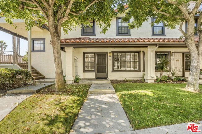 property at 2053 Majorca Dr