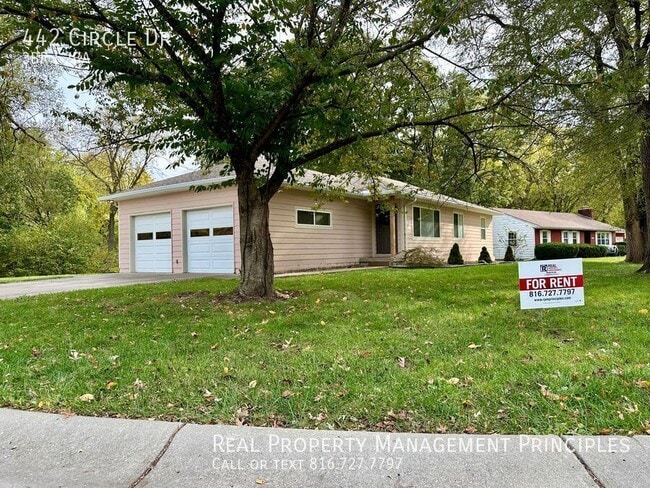 property at 442 Circle Dr