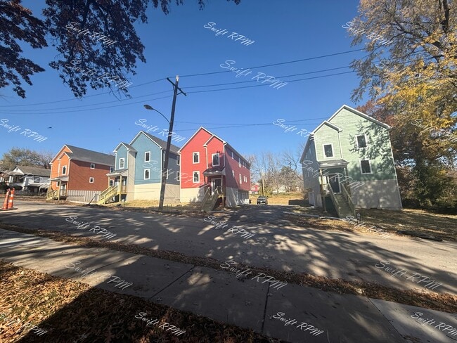 property at 1030 Oakland Ave