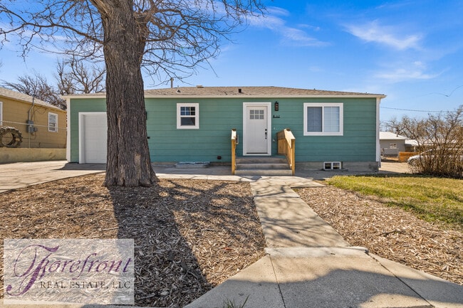 property at 1427 E 12th St