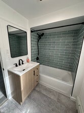 29 Brayton St in West Warwick, RI - Building Photo - Building Photo