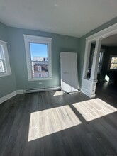 33 Albert Pl in Waterbury, CT - Foto de edificio - Building Photo