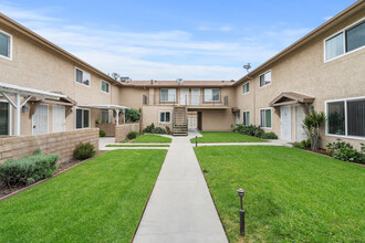 11305 Alondra Blvd in Norwalk, CA - Building Photo - Building Photo