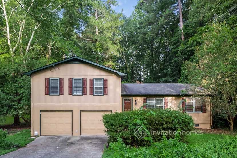 3005 Wayward Dr in Marietta, GA - Building Photo