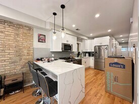 1424 N Bosworth Ave, Unit 1 in Chicago, IL - Building Photo