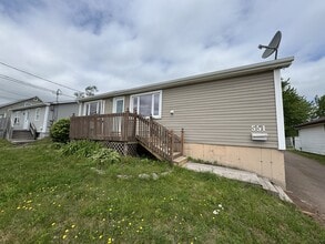 551 Champlain St in Dieppe, NB - Building Photo - Building Photo