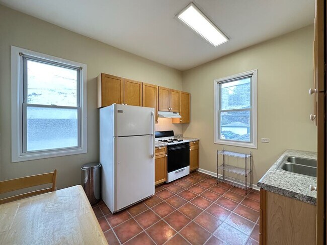 1829 W Melrose St in Chicago, IL - Building Photo - Building Photo
