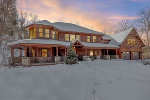 20 Yellow Birch Cir in Lincoln, NH - Building Photo