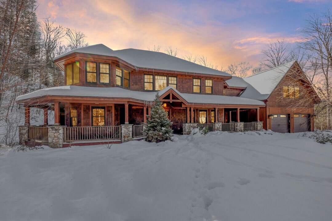 20 Yellow Birch Cir in Lincoln, NH - Foto de edificio
