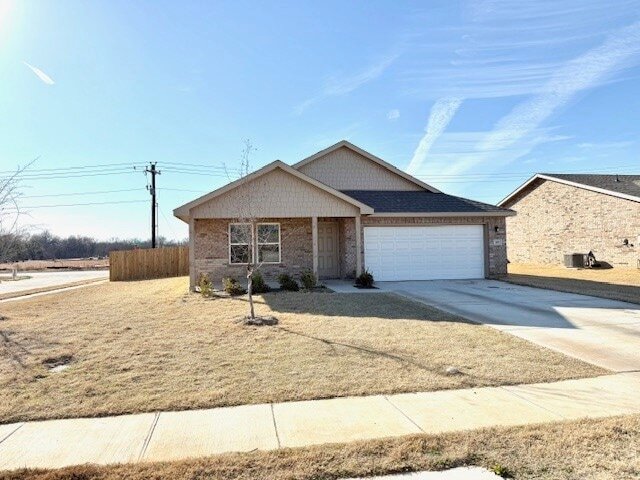501 Jameson, Unit 1-105 in Springtown, TX - Building Photo