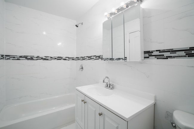 335 Bradford St, Unit 2
