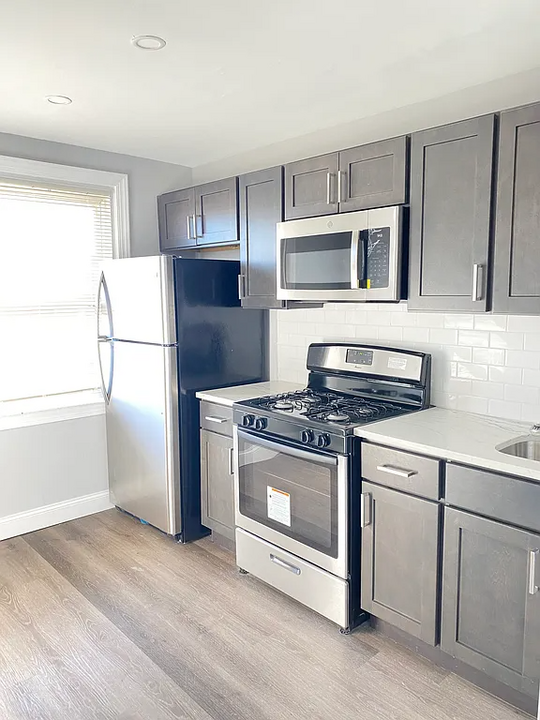 6300 Magnolia St in Philadelphia, PA - Building Photo