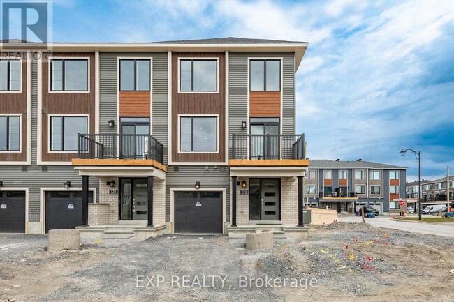 520 Convenire Row