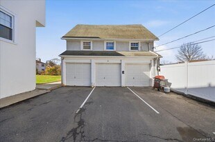 32 Orchard St in Pleasantville, NY - Building Photo