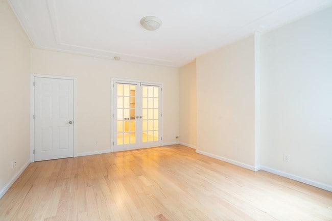 111 E 89th St, Unit 4C