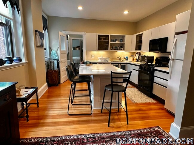 property at 24 Beaufort Rd