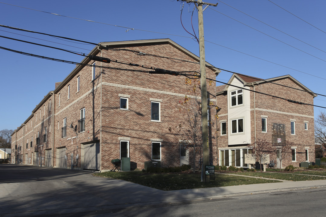 3900 Wehrman Ave in Schiller Park, IL - Building Photo