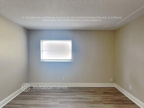 2240 Kansas St in Titusville, FL - Foto de edificio - Building Photo