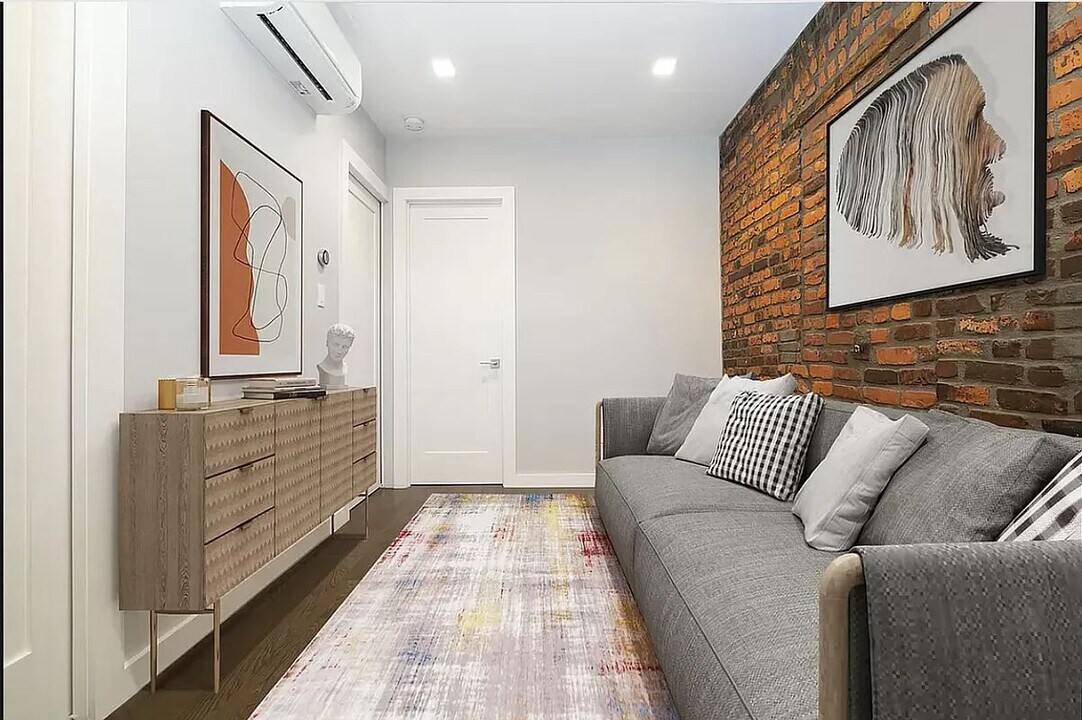 153 E 26th St in New York, NY - Building Photo