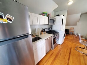 12 Bennett St, Unit 3 in Boston, MA - Building Photo - Building Photo