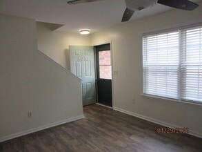 5031 Chateau Ave in North Charleston, SC - Building Photo - Building Photo